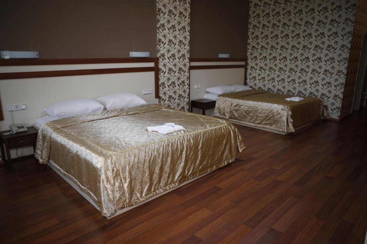 Silivri Safir Hotel Esterno foto