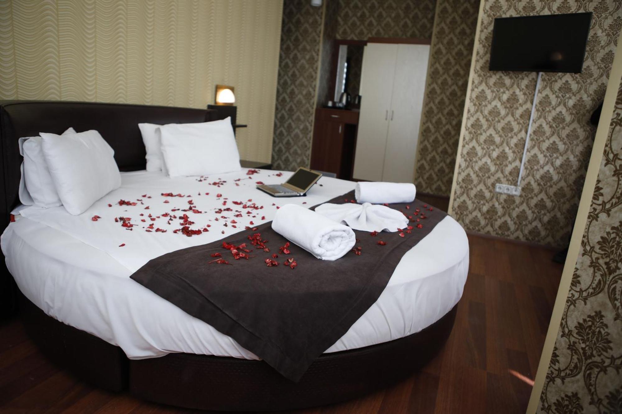 Silivri Safir Hotel Esterno foto